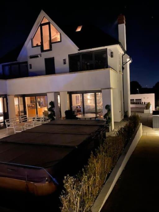 The Boathouse. The Gateway To The Jurassic Coast Villa Poole Bagian luar foto