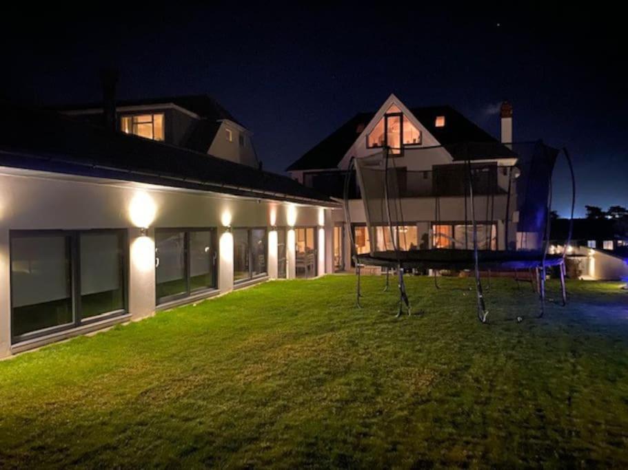 The Boathouse. The Gateway To The Jurassic Coast Villa Poole Bagian luar foto